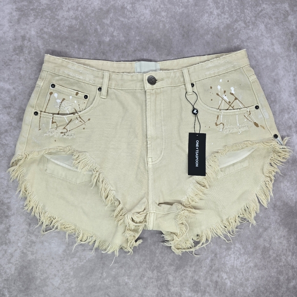 One Teaspoon NWT Vegas Gold Rollers Denim Shorts Cream - Picture 4 of 12